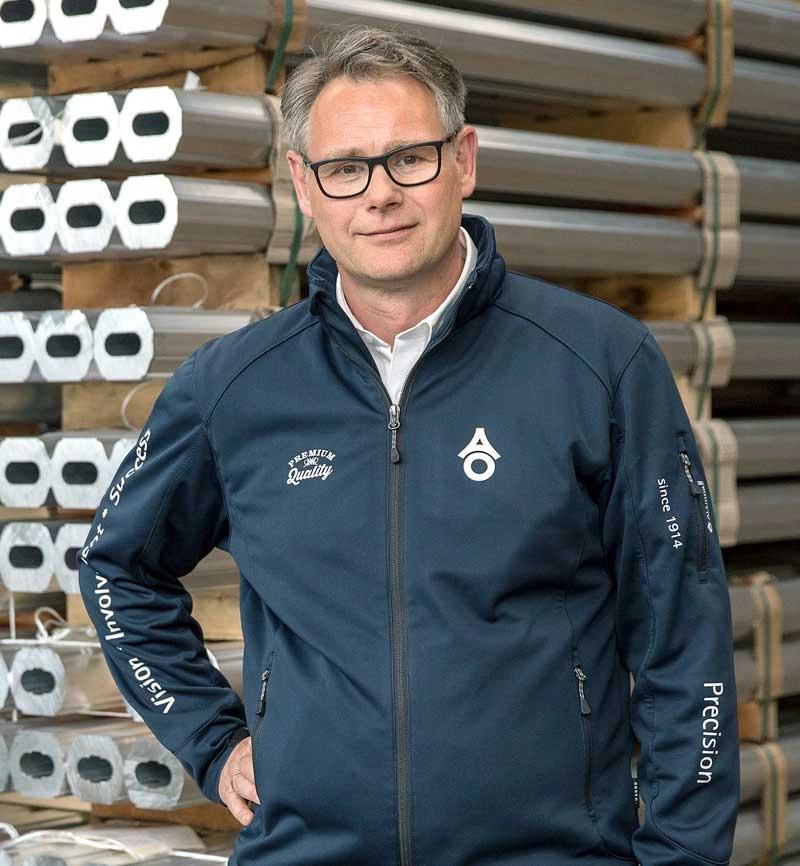 The non executive board of directors of our company appointed Dr. Gerhard Schroeder as member of the executive board of Aluminiumwerk [...]